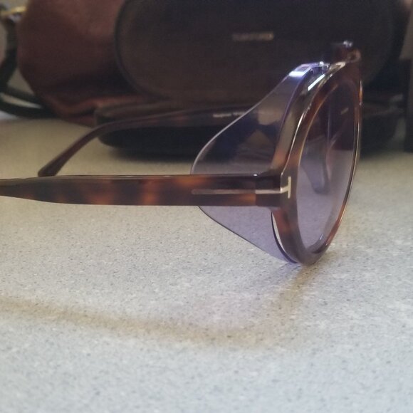 Tom Ford Sunglasses - Picture 4 of 6